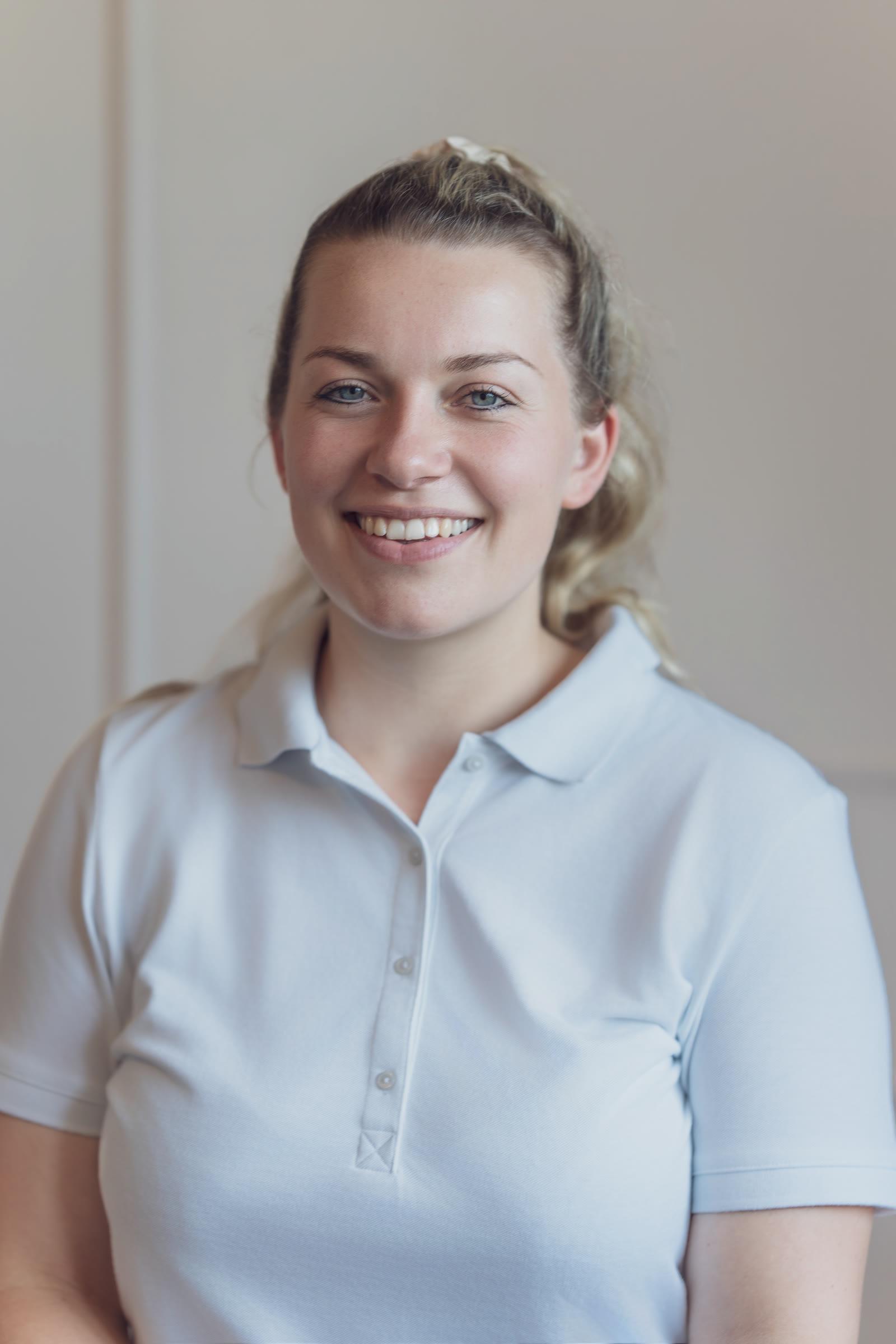 Physiotherapeutin Henrike Schlotmann